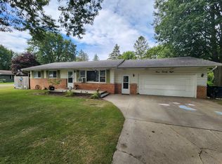328 2nd St, Breckenridge, MI 48615