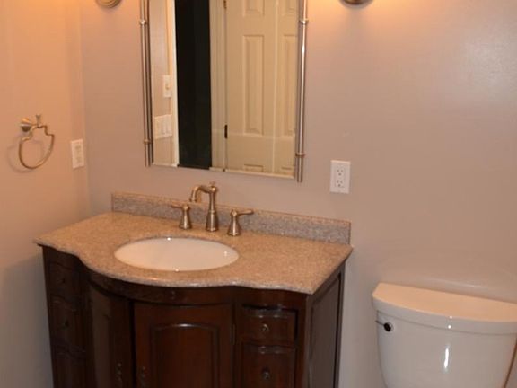 5th image of 1200 Braddock Pl APT 212