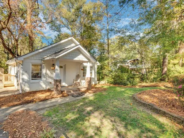 2517 Edwards Dr NW, Atlanta, GA 30318