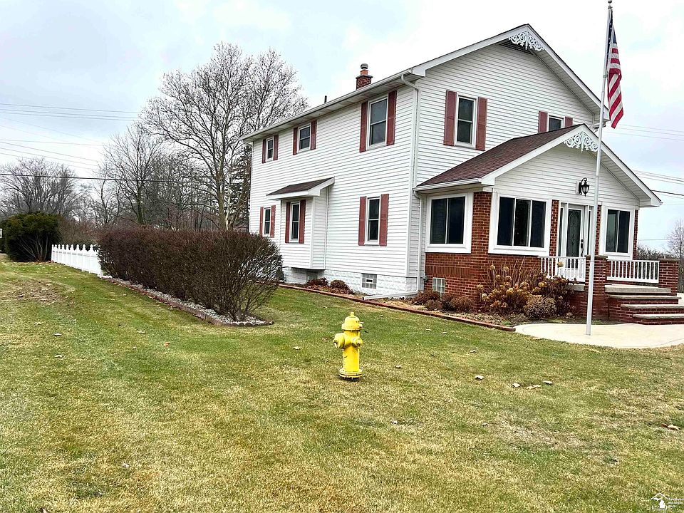 4011 Bluebush Rd, Monroe, MI 48162 | MLS #50196574 | Zillow