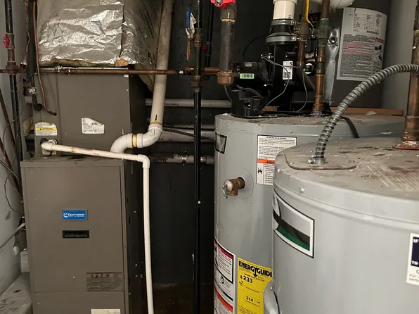 807 Barbey Street image 22 of 27