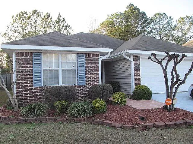 Building Photo - 139 Huntington Dr