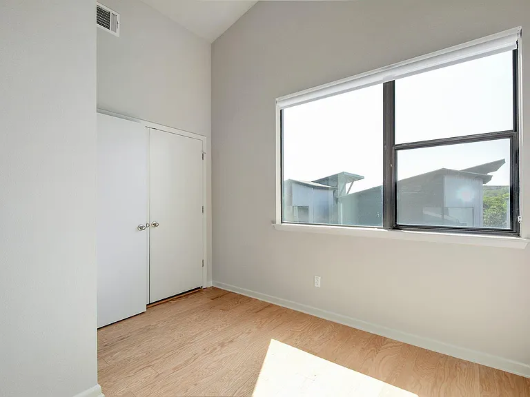 3417 Charlotte Rose Dr #C — Photo 21