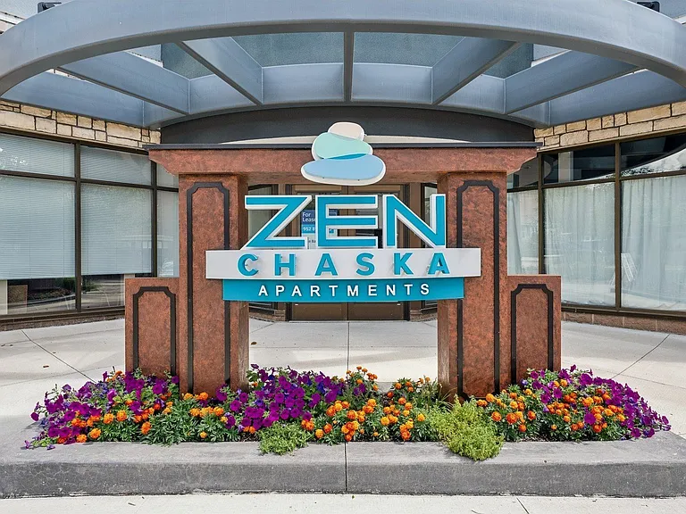 Zen Chaska — Photo 48