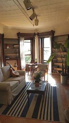 Rented by Harriet Brand, LREB | media 49