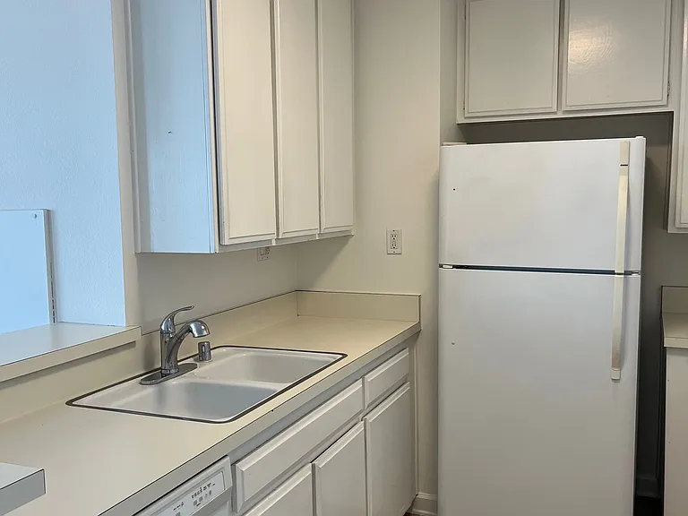 1750 E Ocean Blvd #1103 — Photo 11