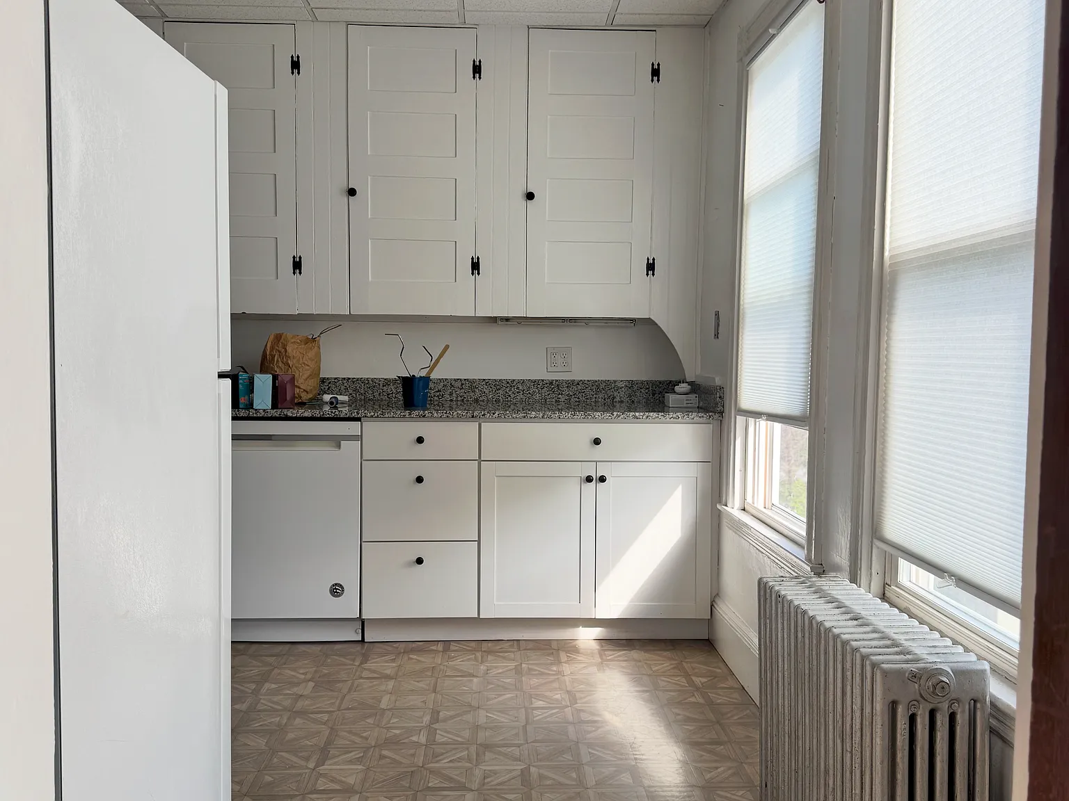 2 bed, 1276 sqft, $2,400 — Photo 4