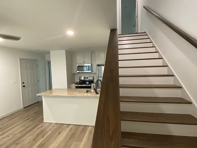 416 E G St #B — Photo 18