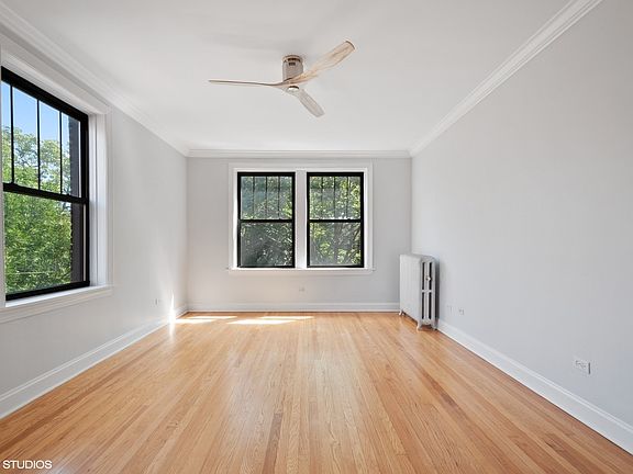 4th image of 5952 N Lakewood Ave APT 3E