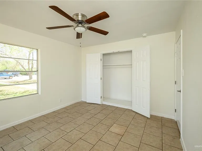 1823 Warren St — Photo 23