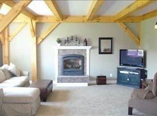 301 Dunlap Rd, Amsterdam, NY 12010