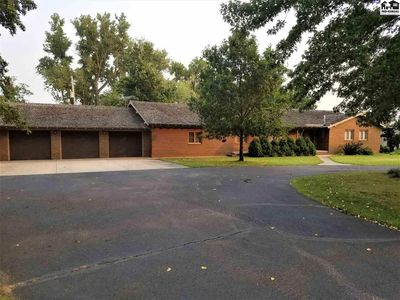 701 E 56th Ave, Hutchinson, KS, 67502