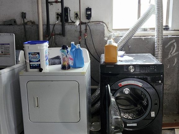 Laundry, washer + dryer