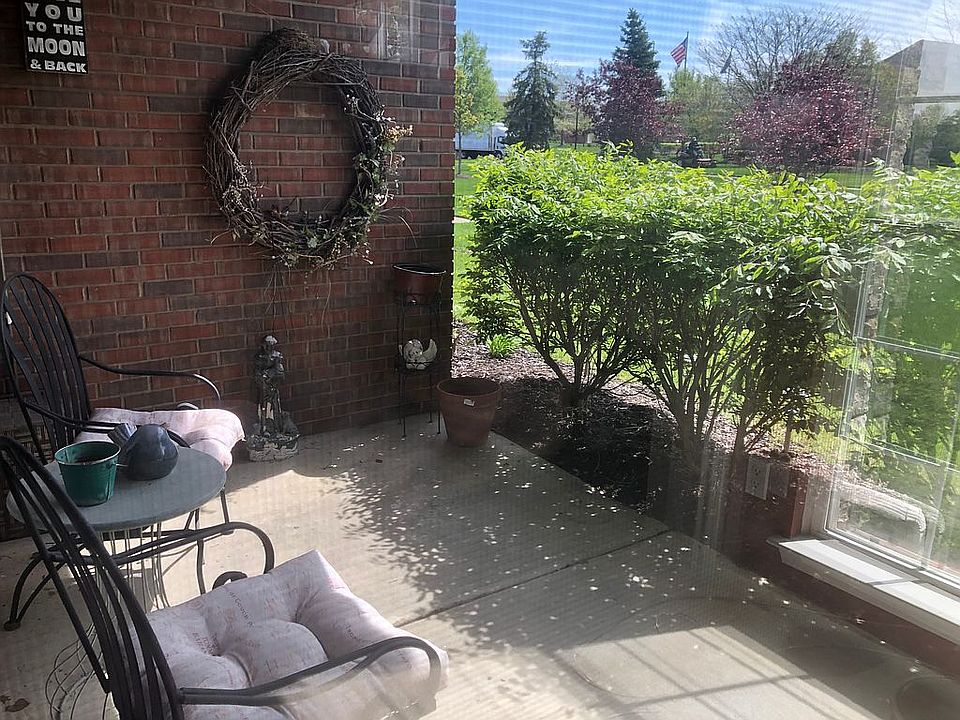 1st image of 28250 Oakmonte Cir E