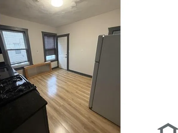 55 Mascot St, Dorchester Center, MA