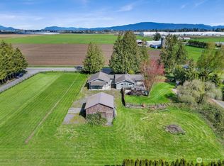 8431 Berthusen Rd, Lynden, WA 98264