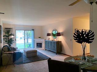7725 Radcliffe Dr APT B, Madison, WI 53719
