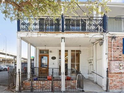 1124 St Charles Ave, New Orleans, LA, 70130