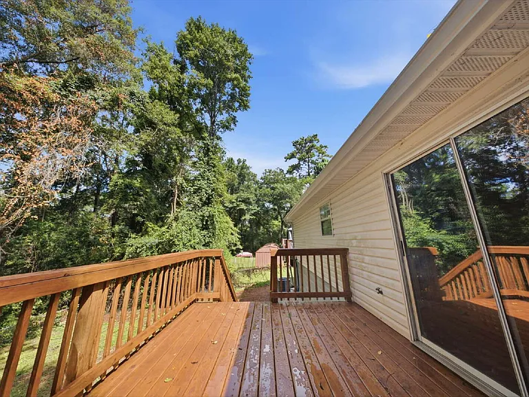 4800 Leah Ln — Photo 32
