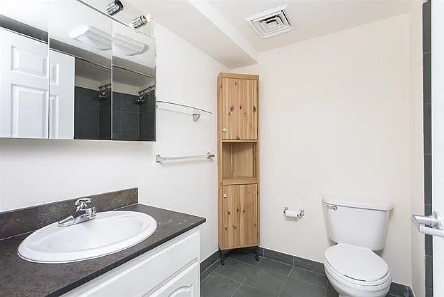 143 Morgan St #8A — Photo 8