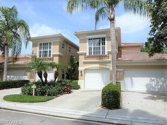 2nd image of 2426 Ravenna Blvd