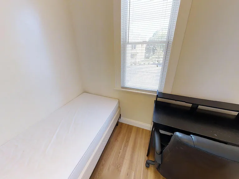 321 Westcott St #4 — Photo 6