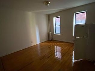 301 100th St APT 3E, Brooklyn, NY 11209