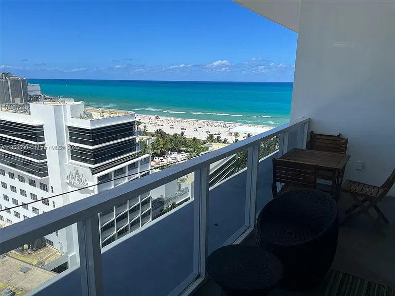 100 Lincoln Rd #Penthouse 9 — Photo 5