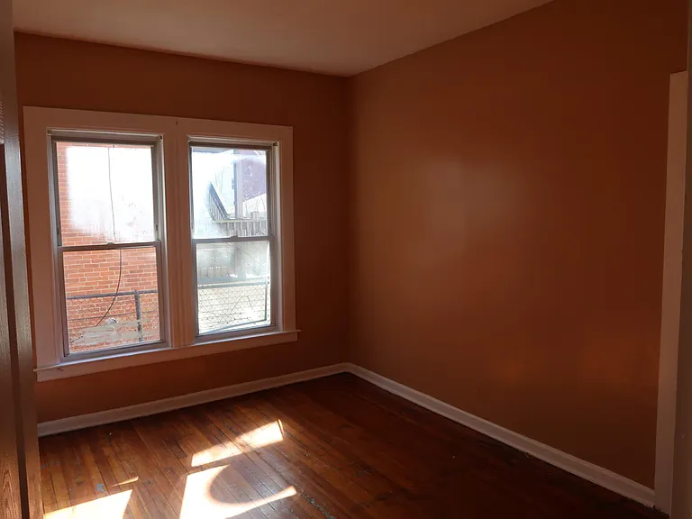 21 Edgewood St #1S — Photo 12