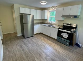 395 Wilbraham St #A, Palmer, MA 01069