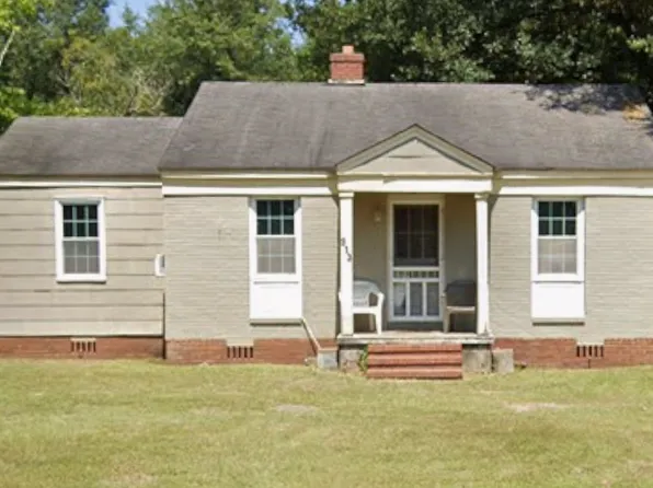 913 W Moore St, Dublin, GA 31021