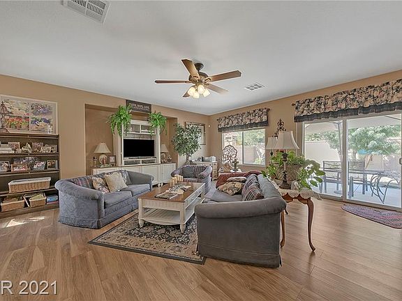 5th image of 8013 Loma Del Ray St