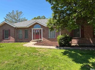 212 Orange St, Anna, IL 62906