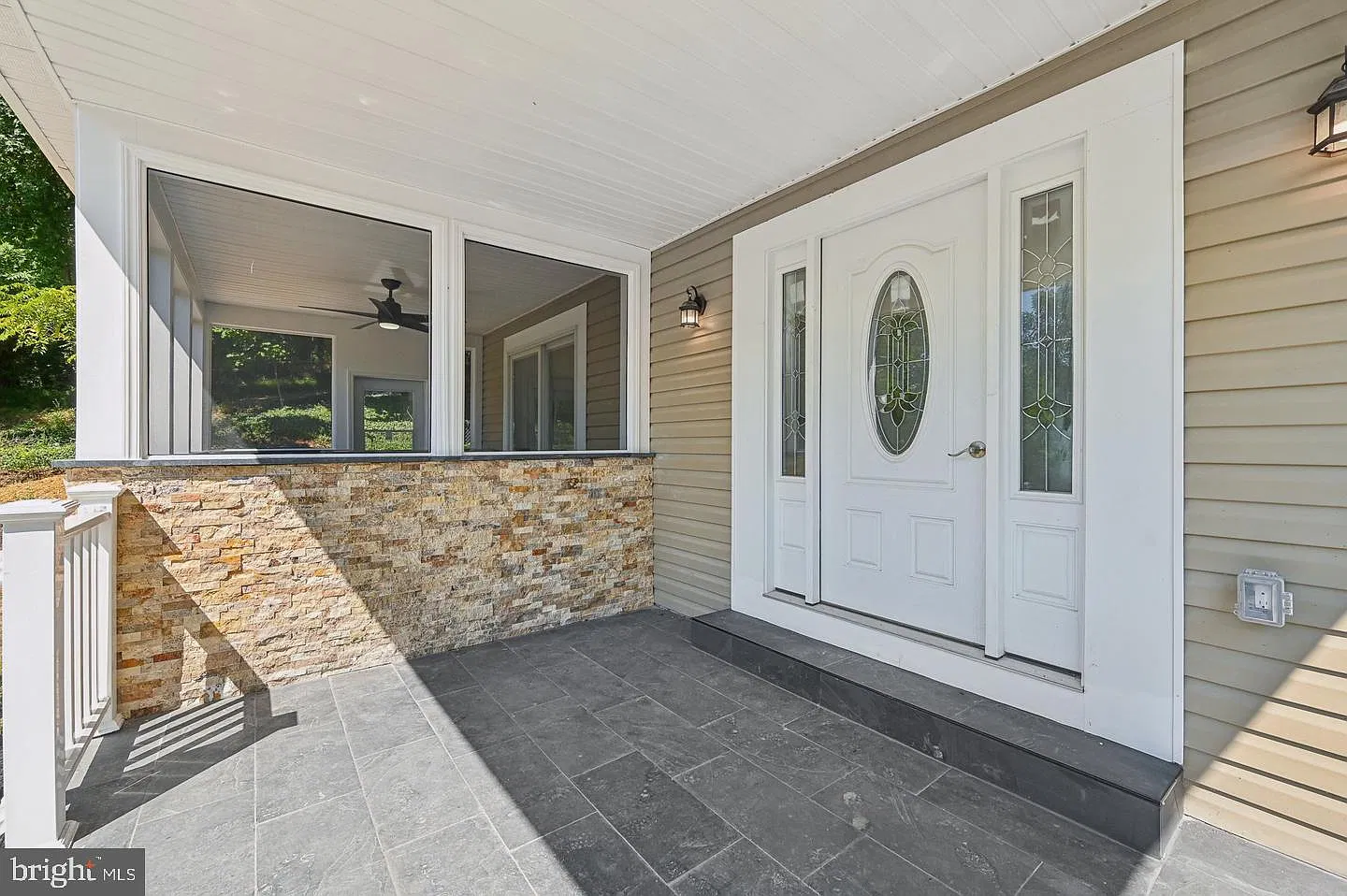 4 bed, 3.5 bath, 2852 sqft, $4,000 — Photo 3