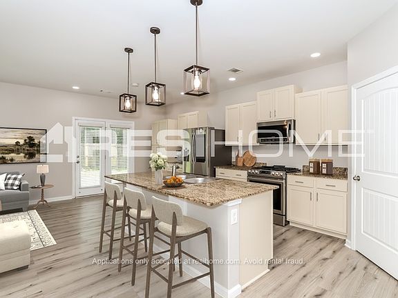 2nd image of 134 Shaker Hollow Dr