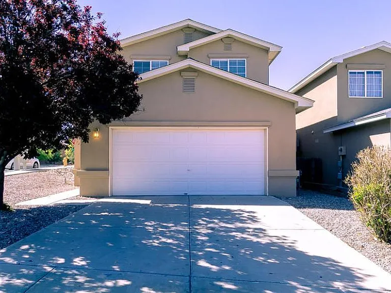 7320 Eagle View Ave NE — Photo 1