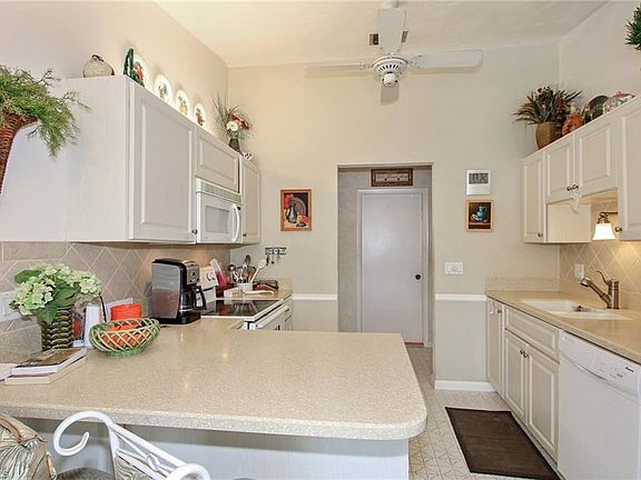 5th image of 25472 Carney Cir