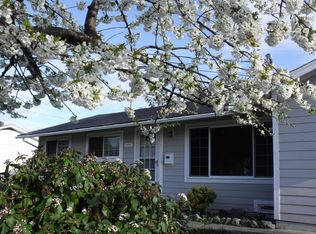 144 SW 8th Ave, Oak Harbor, WA 98277