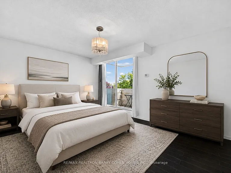 150 Neptune Dr #304 — Photo 14