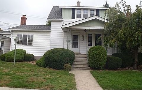 1st image of 15327 Deerfield Ave