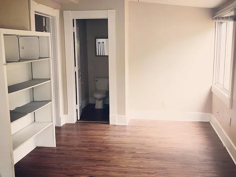 1700 Rosewood Ave #3 — Photo 5