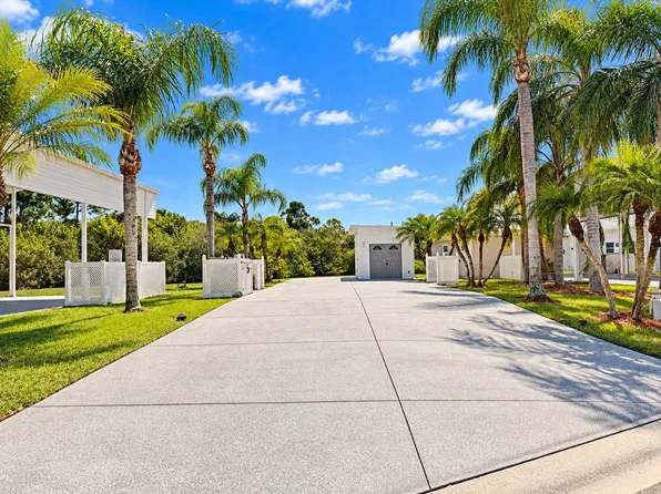 152 Greenwing Trl, Titusville, FL 32780