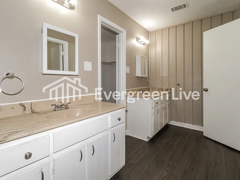 3809 Chablis Cv — Photo 9