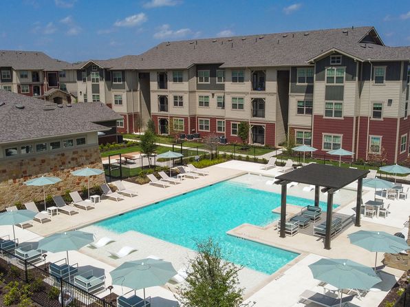 3700 Dacy Ln #12-305