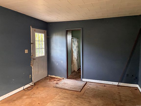 4th image of 859 S Thornton Ave