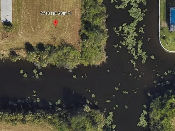 2713 NE 20th Pl, Cape Coral, FL 33909