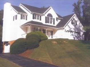 1101 Hillendale Rd, Gray, TN 37615