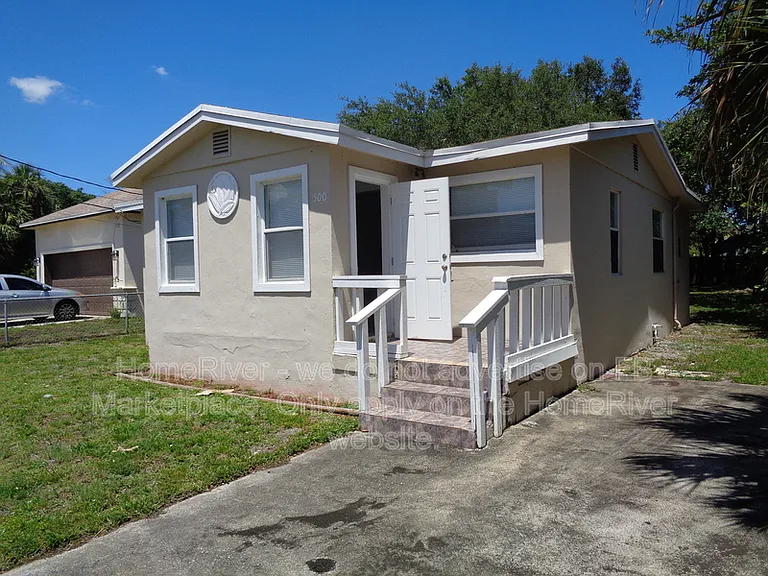 500 NW 9th Ave — Photo 2
