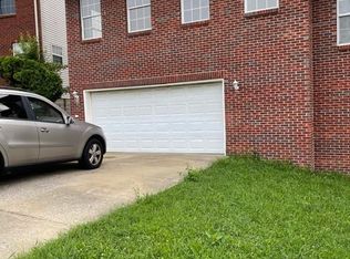 613 Big Bear Ln, Lexington, KY 40517