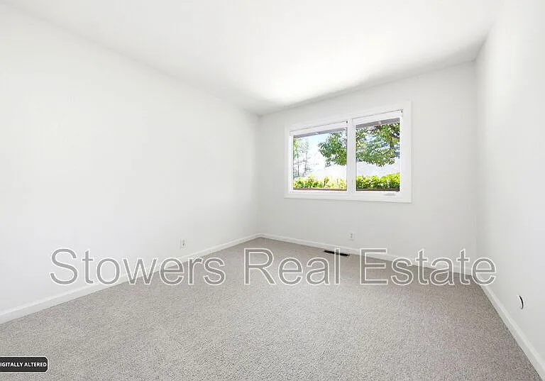 31 Mott Dr — Photo 38